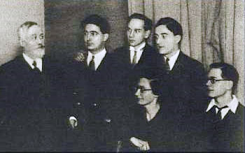 Messiaen (à droite), élève de Dukas